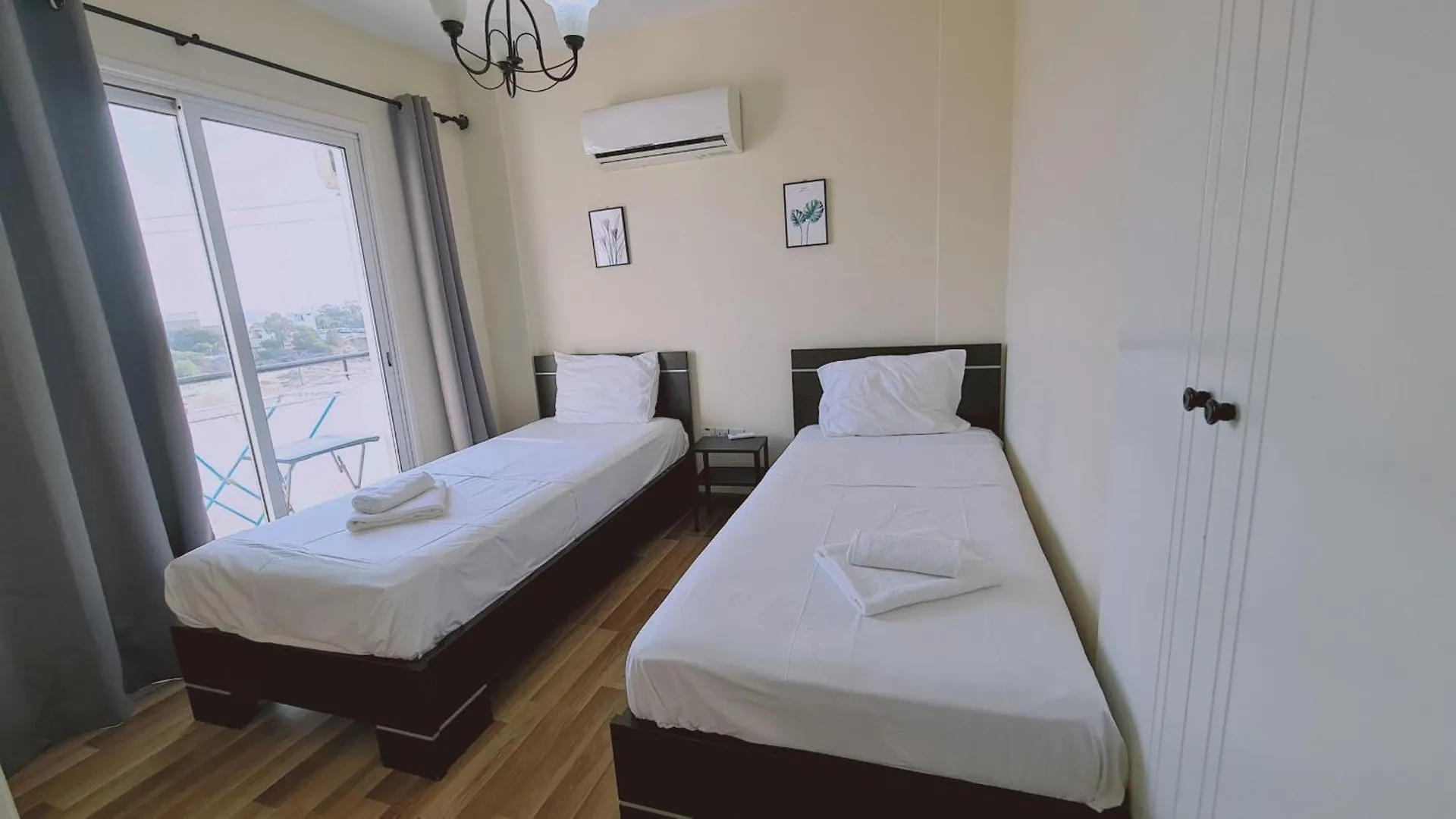 Stay Sea And Salt Lake Panoramic View Apt Larnaca