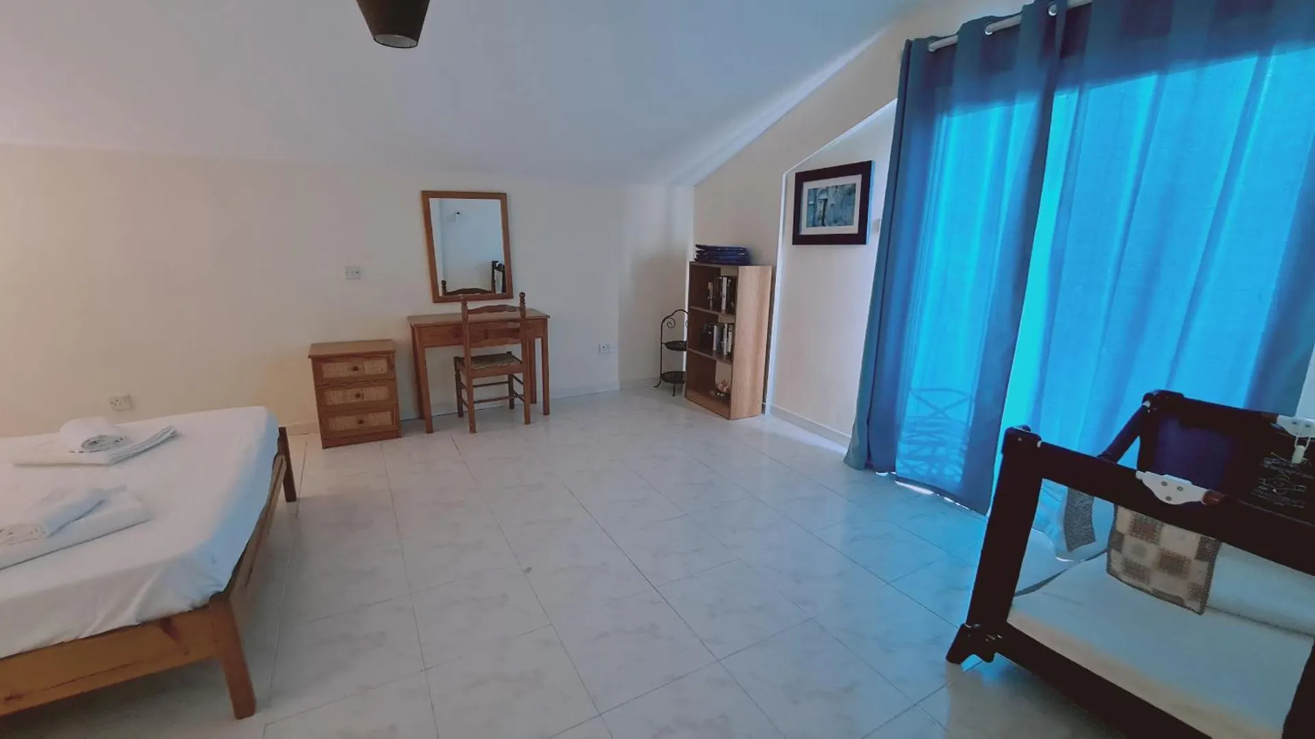 Apartment Stay Sea And Salt Lake Panoramic View Apt Larnaca