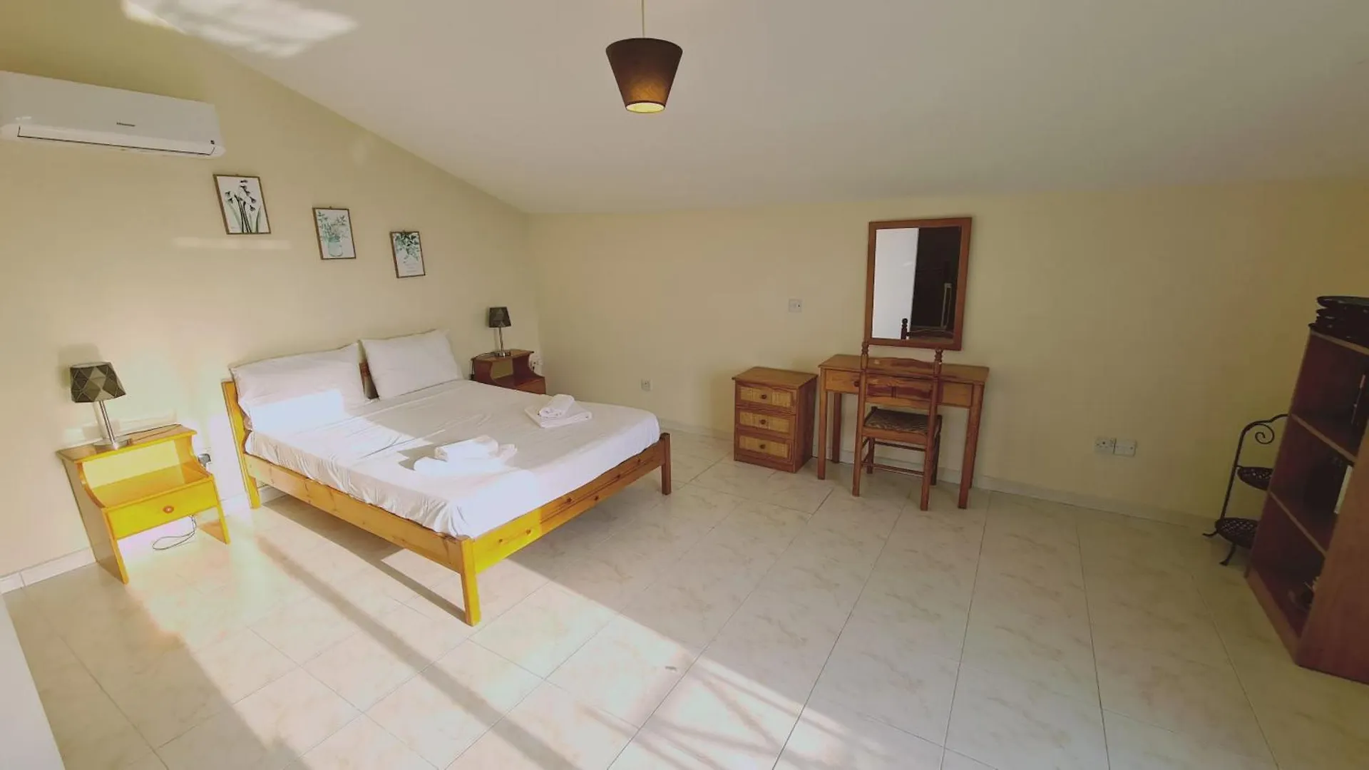 Apartment Stay Sea And Salt Lake Panoramic View Apt Larnaca Cyprus