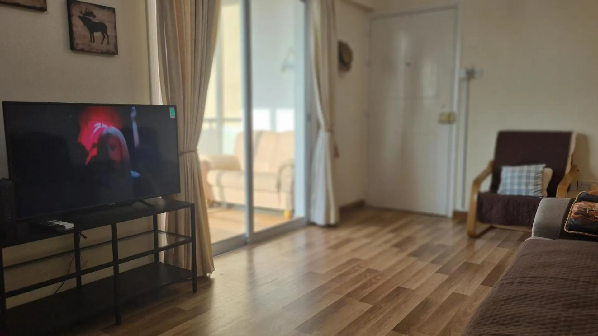 Stay Sea And Salt Lake Panoramic View Apt Larnaca